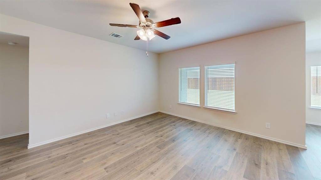 504 Saddle Blanket Drive, Nevada, TX 75173