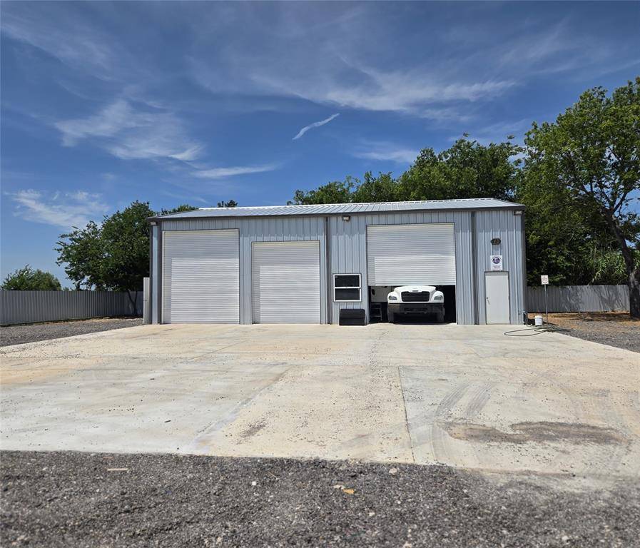 182 Diane Street, Ferris, TX 75125