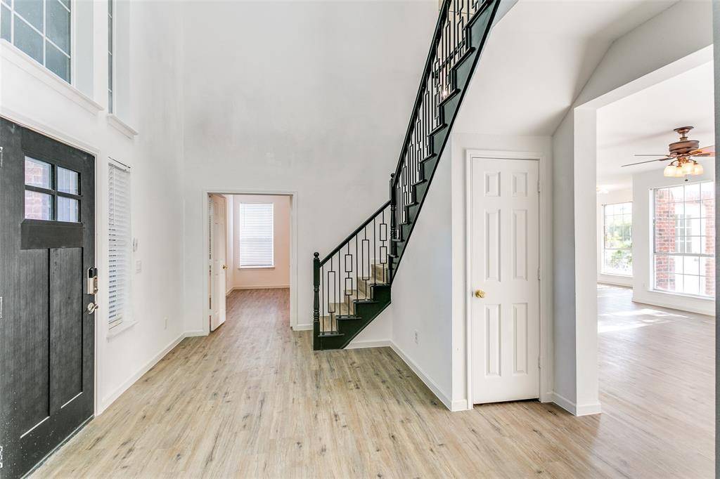 1925 Sunrise Trail, Lewisville, TX 75067
