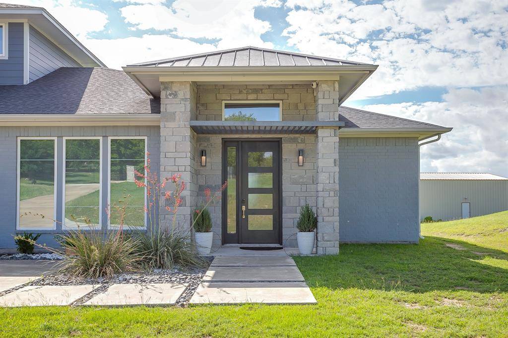 323 Stone Mountain Road, Cresson, TX 76035