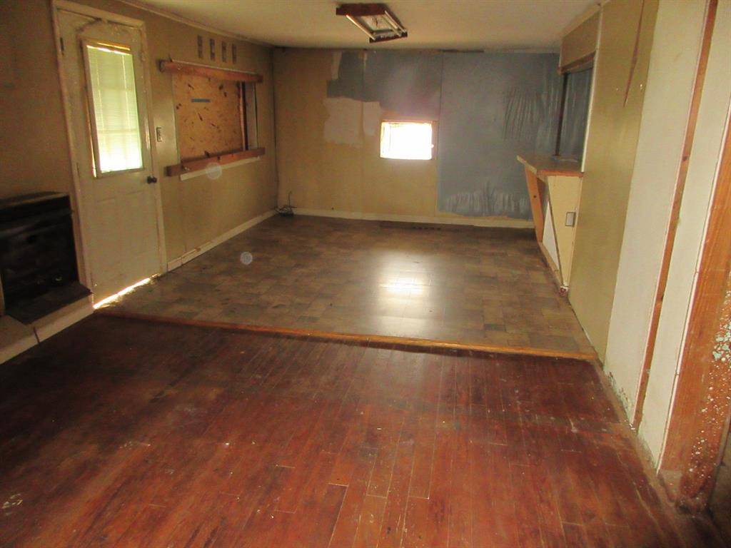 124 Sibley Street, Oil City, LA 71061