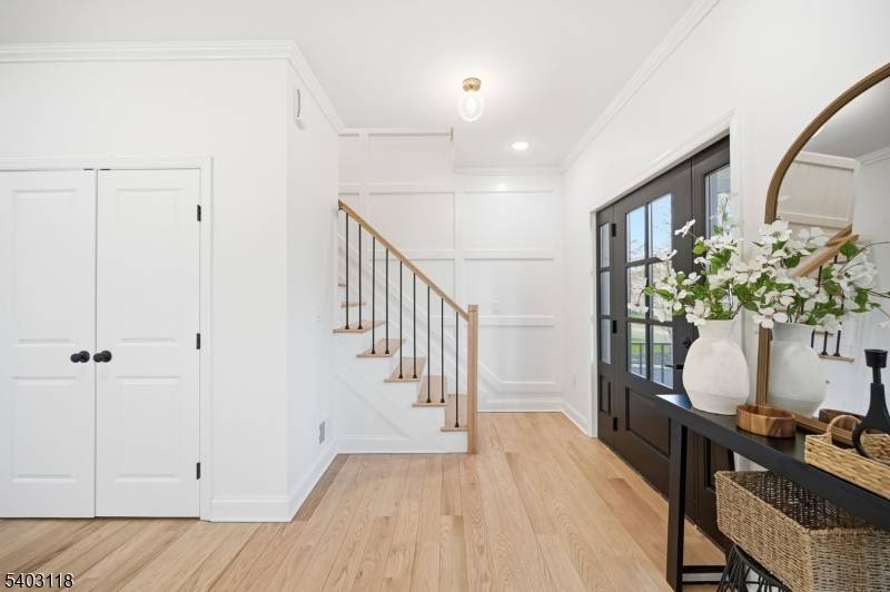85 Kings Rd, Chatham Boro, NJ 07928