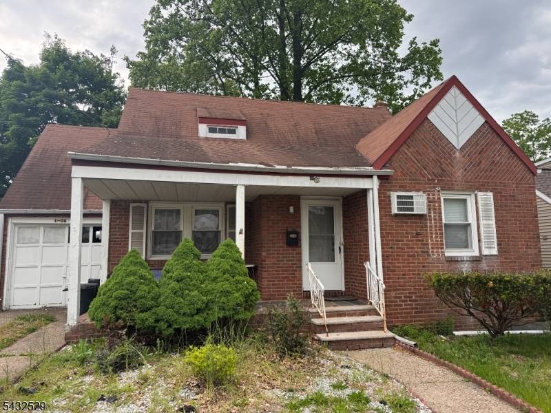 1-26 34Th St, Fair Lawn Boro, NJ 07410