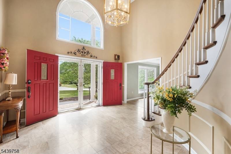 2 William Way, Washington Twp., NJ 07853