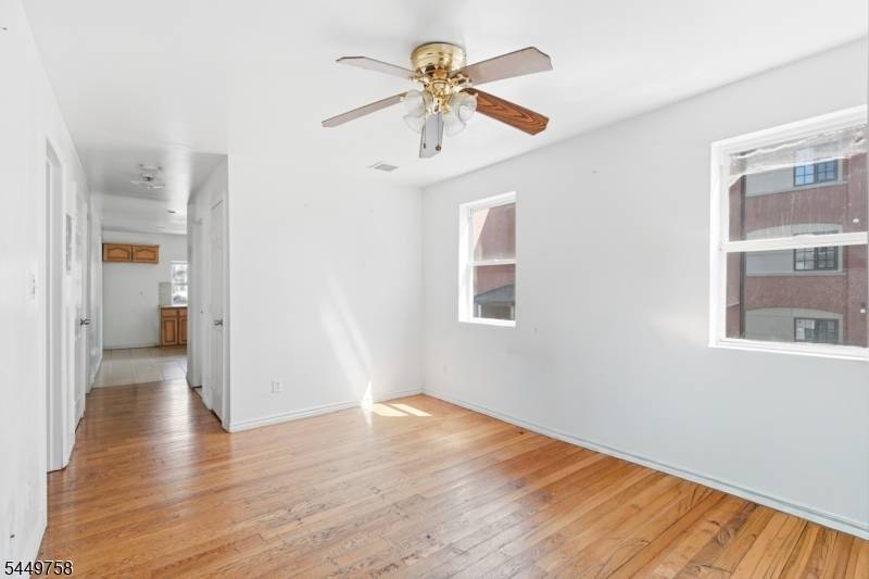 524 Mulberry St, Newark City, NJ 07114
