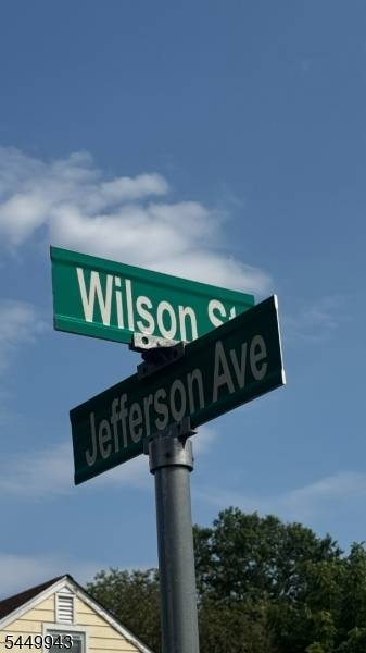 682 Jefferson Avenue, North Brunswick Twp., NJ 08902