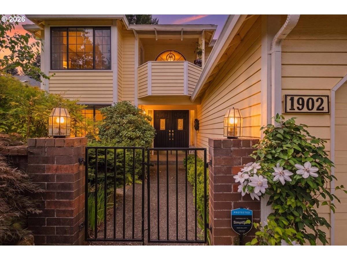 1902 SPICETREE LN SE, Salem, OR 97306
