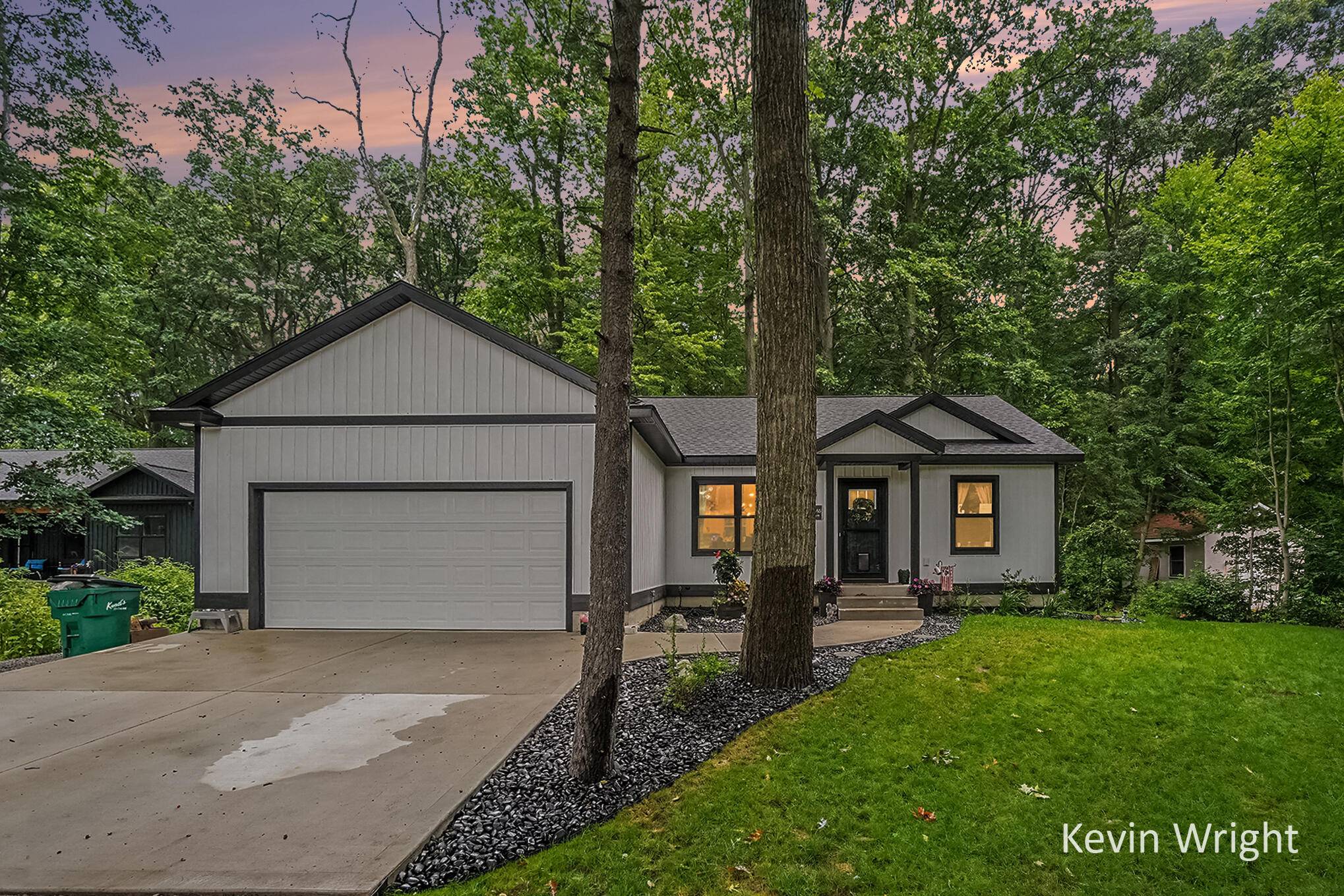 2848 Farr RD, Fruitport Twp, MI 49415