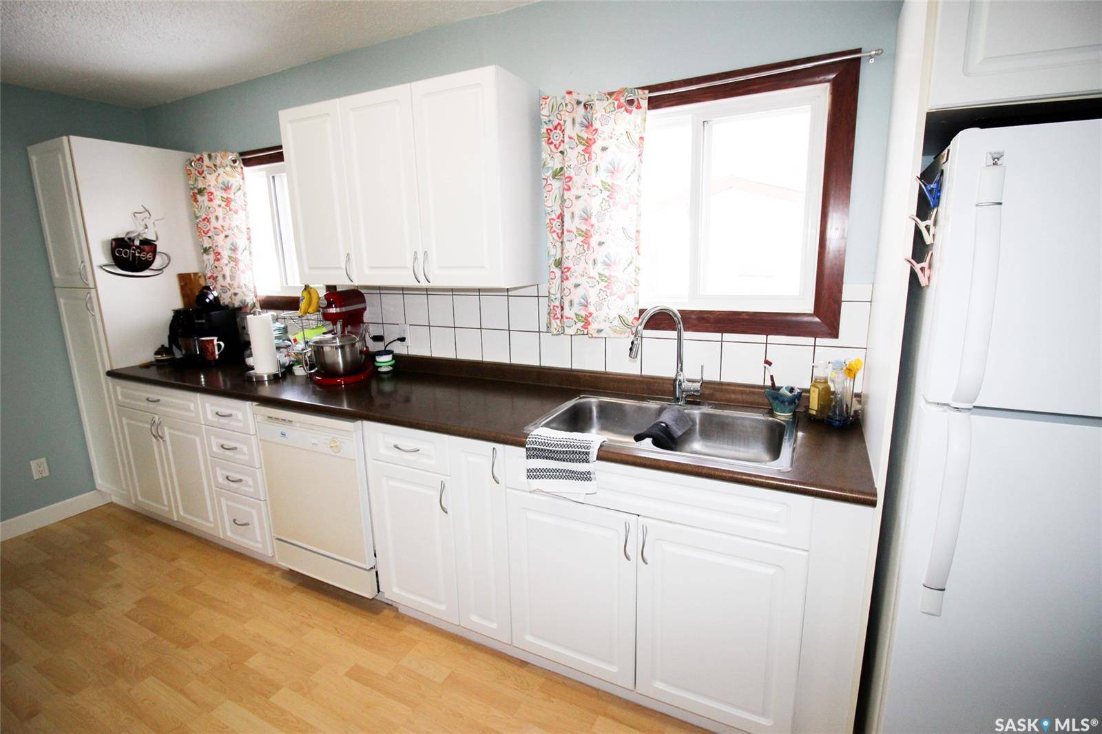644 1st STREET W, Shaunavon, SK S0N 2M0