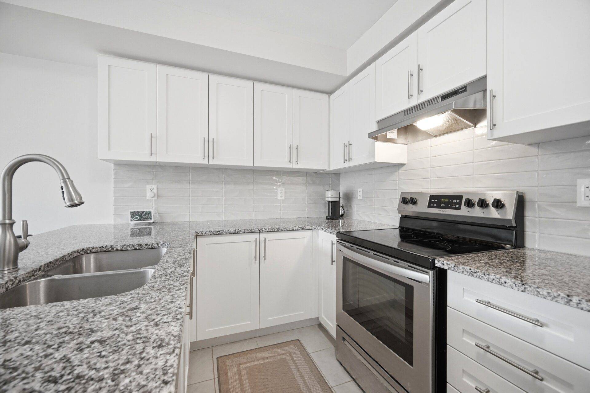 510 Bellflower CT, Milton, ON L9T 2X5