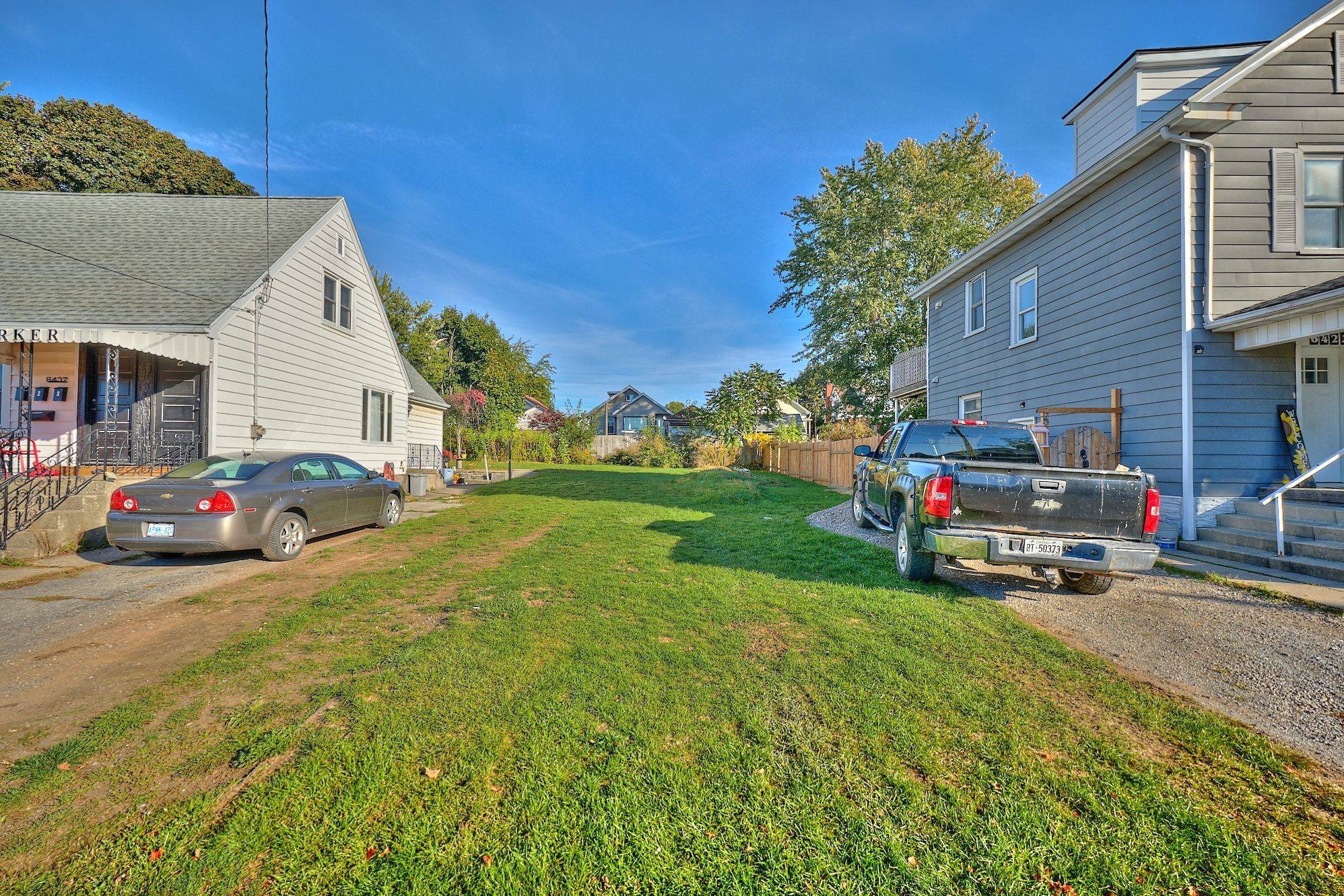 6437 Barker ST, Niagara Falls, ON L2G 1Y6