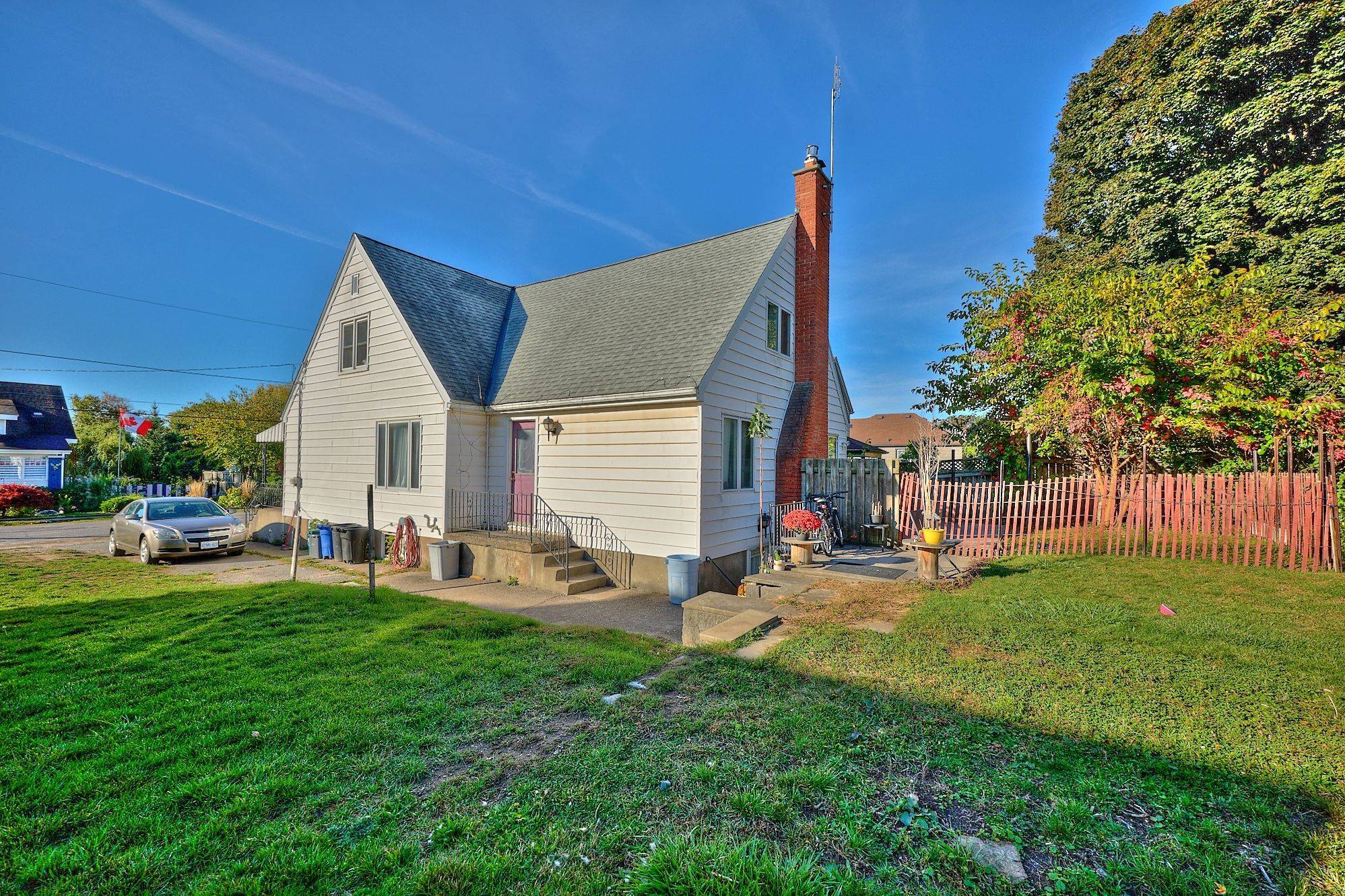 6437 Barker ST, Niagara Falls, ON L2G 1Y6
