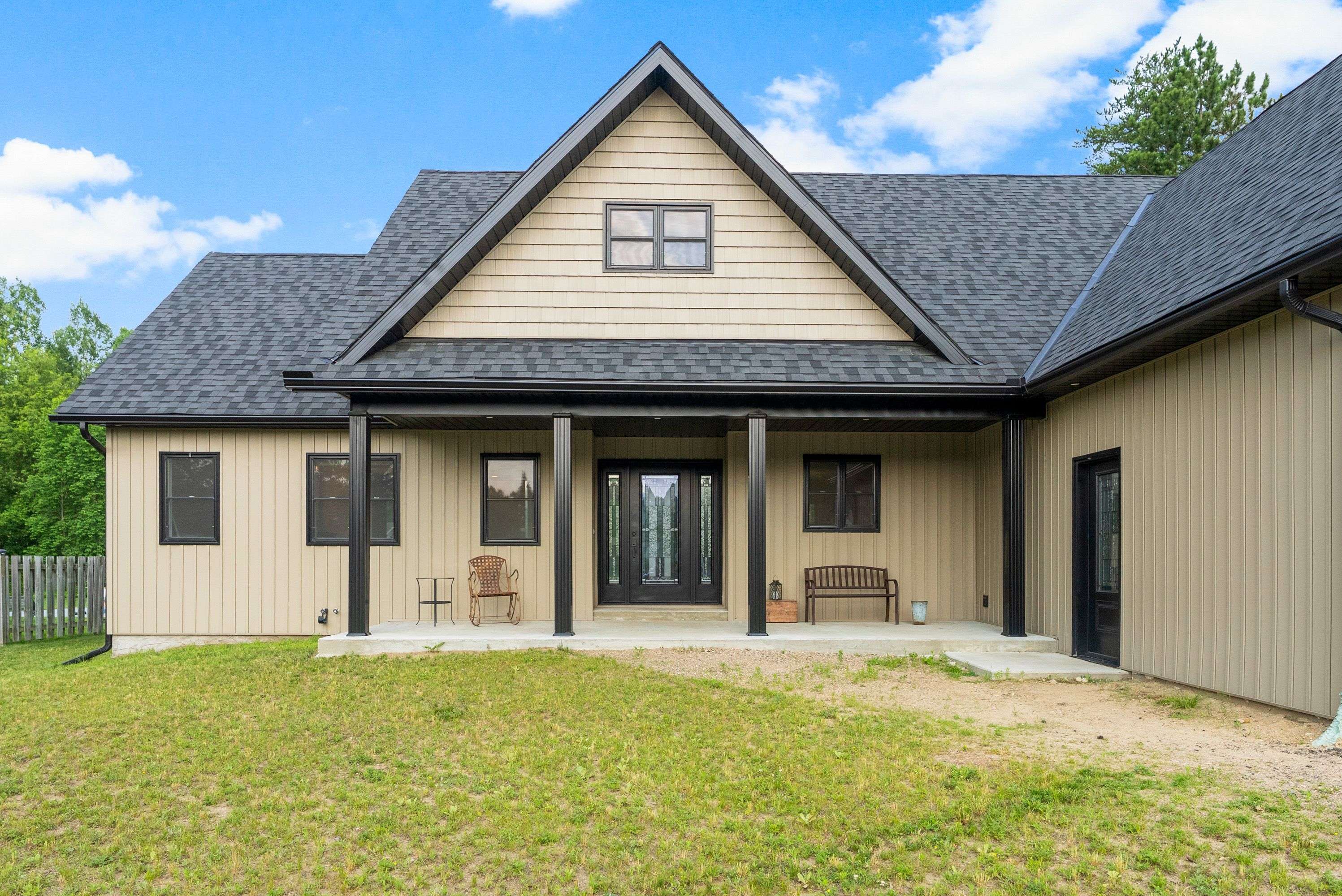51 Yantha CRES, Madawaska Valley, ON K0J 1B0