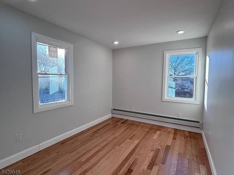 546 E 25Th St #2, Paterson City, NJ 07514