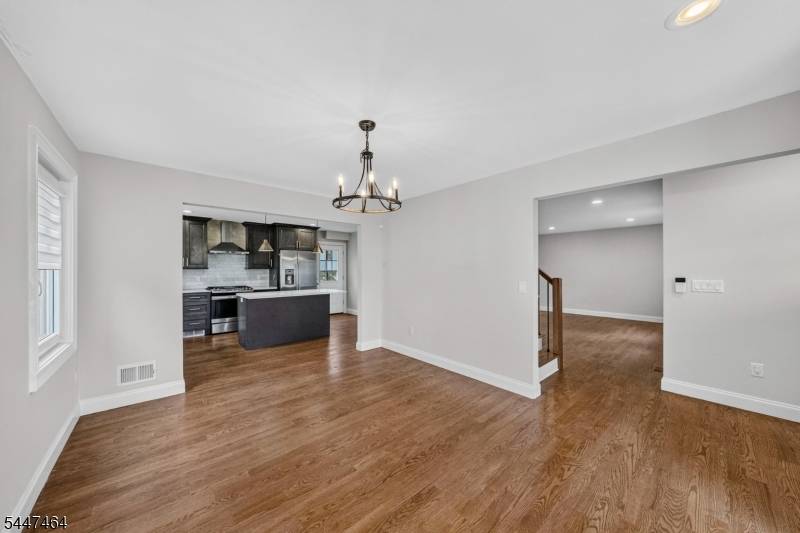 112 E 12Th St, Linden City, NJ 07036