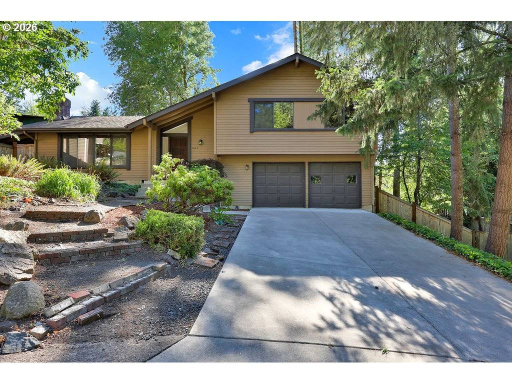 2663 E WILSHIRE DR, Eugene, OR 97405