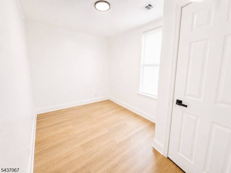 96 Nichols St, Newark City, NJ 07105
