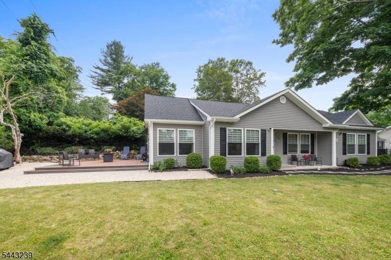 74 Race Track Dr, West Milford Twp., NJ 07421