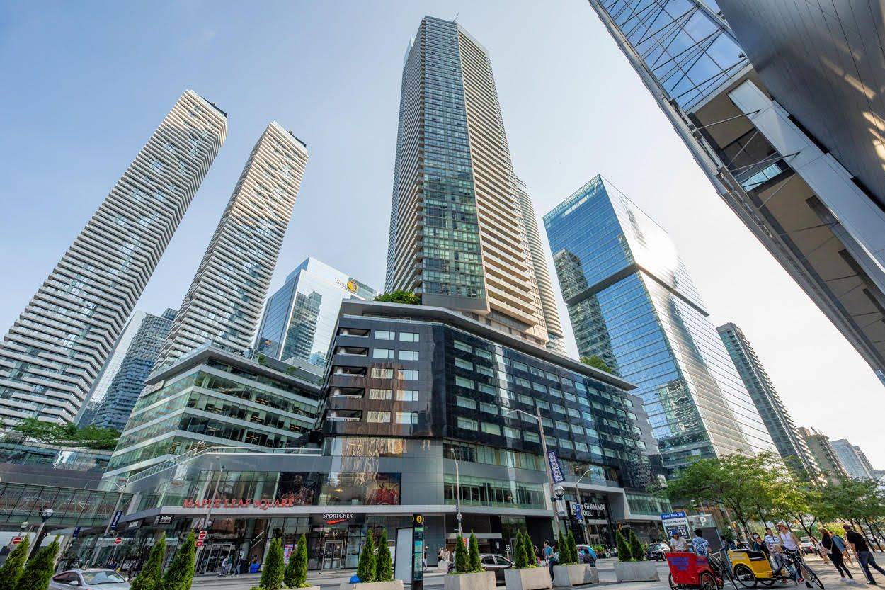 55 bremner BLVD #4003, Toronto C01, ON M5J 0A6