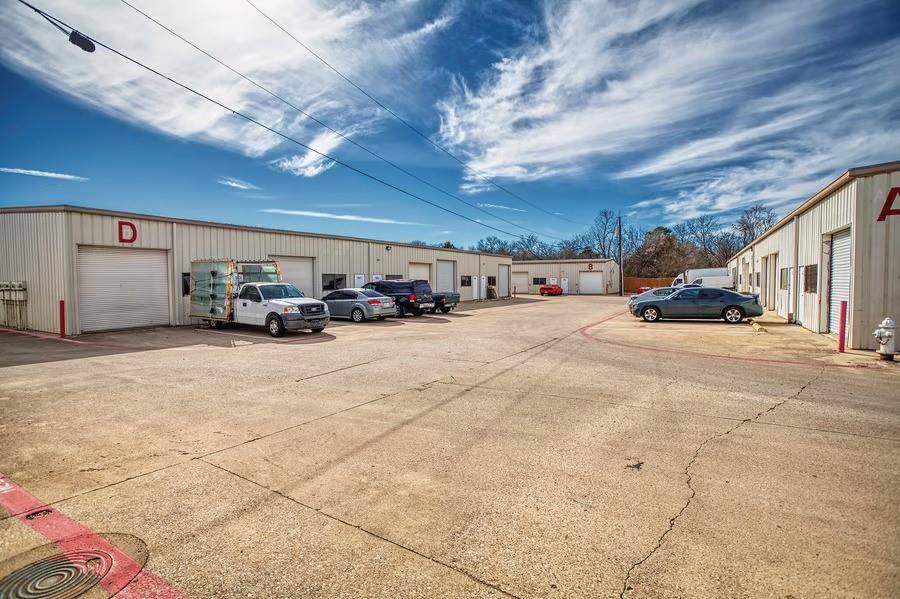 817 S Mill Street #D108, Lewisville, TX 75057