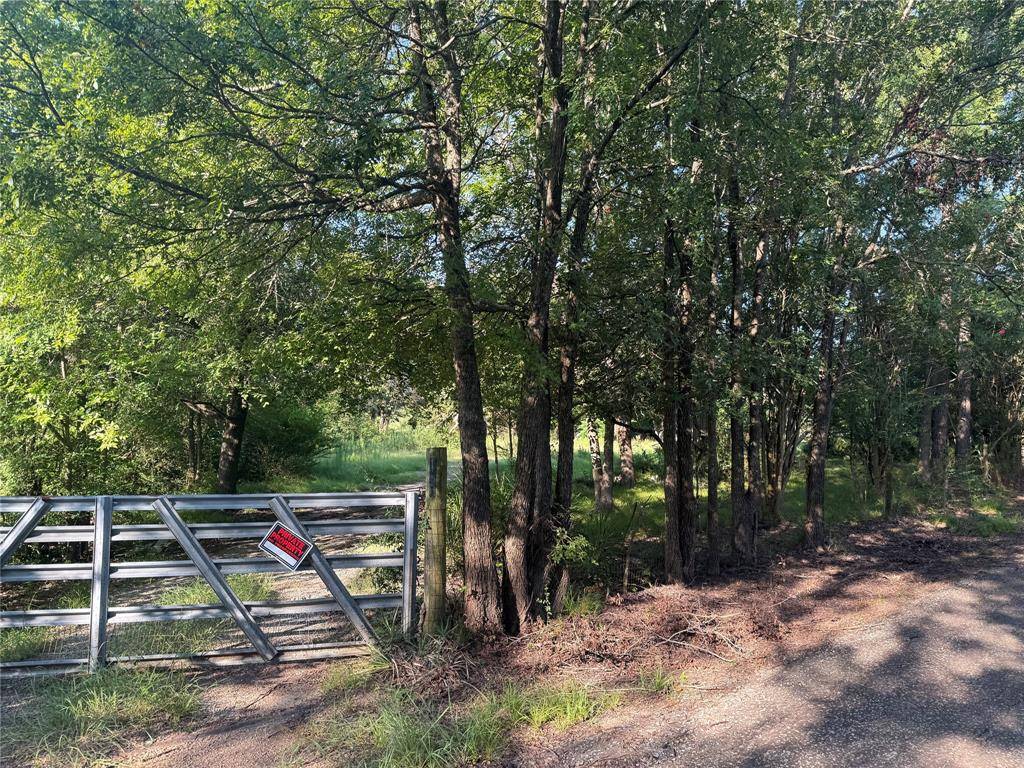 175 Fcr #1128, Streetman, TX 75859