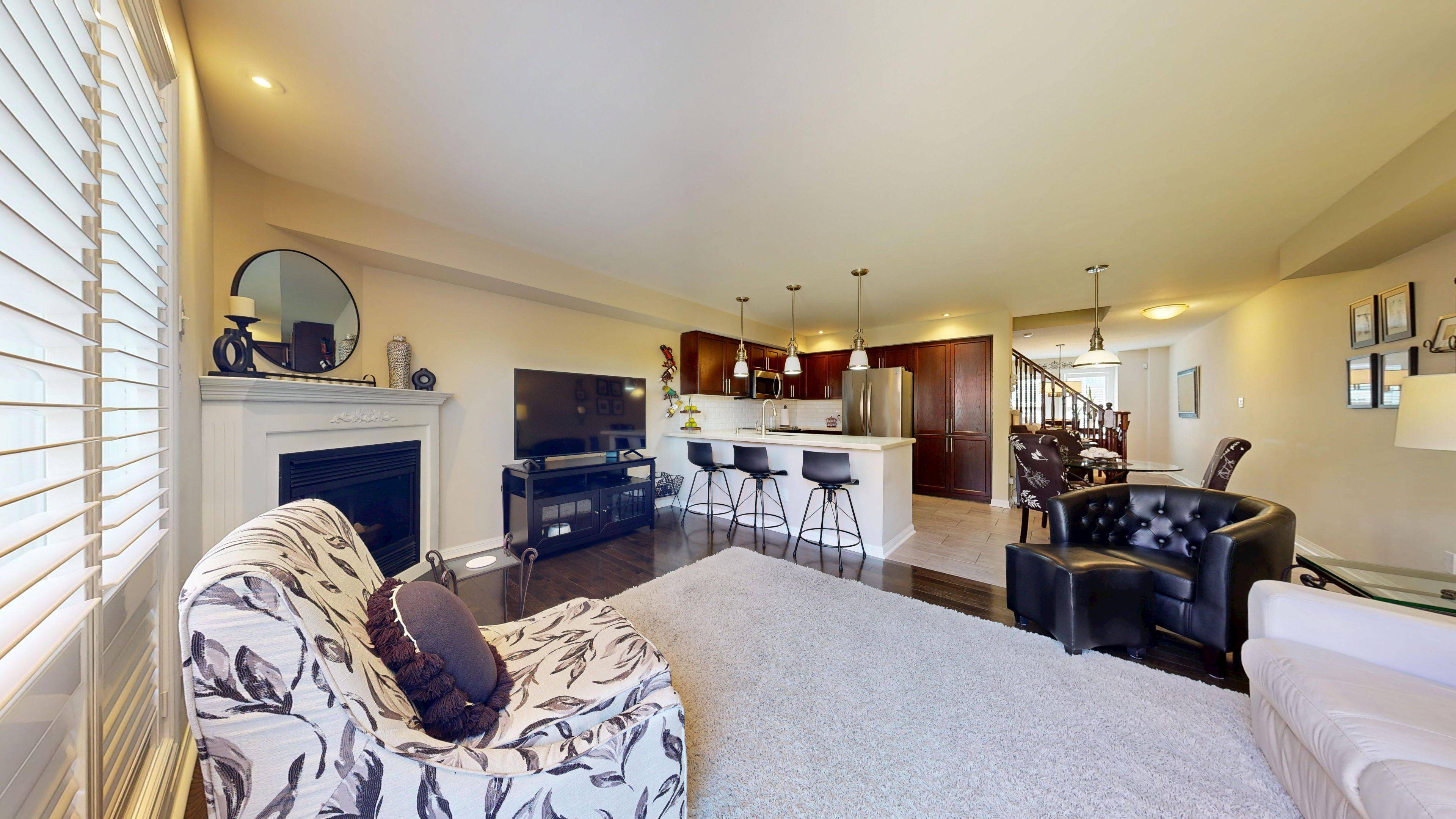 40 Torr LN, Ajax, ON L1S 7M9