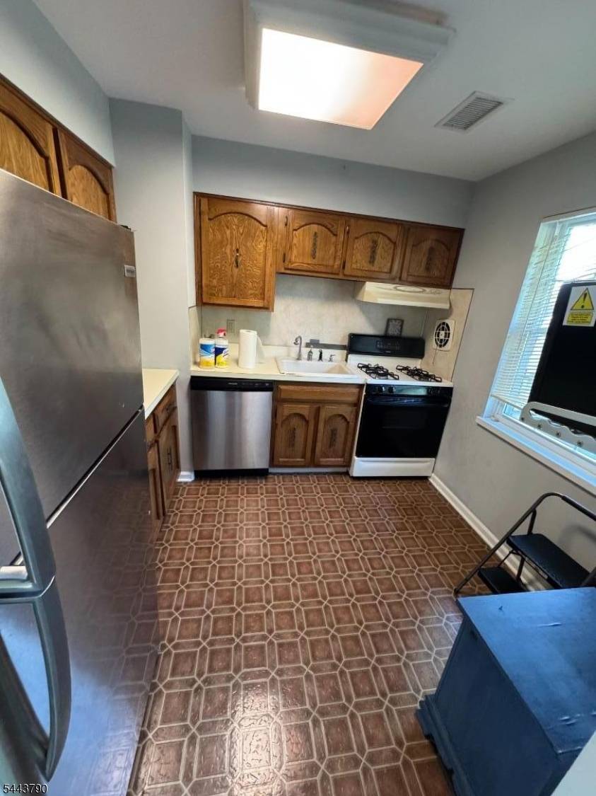 800 Old Springfield Ave, Summit City, NJ 07901