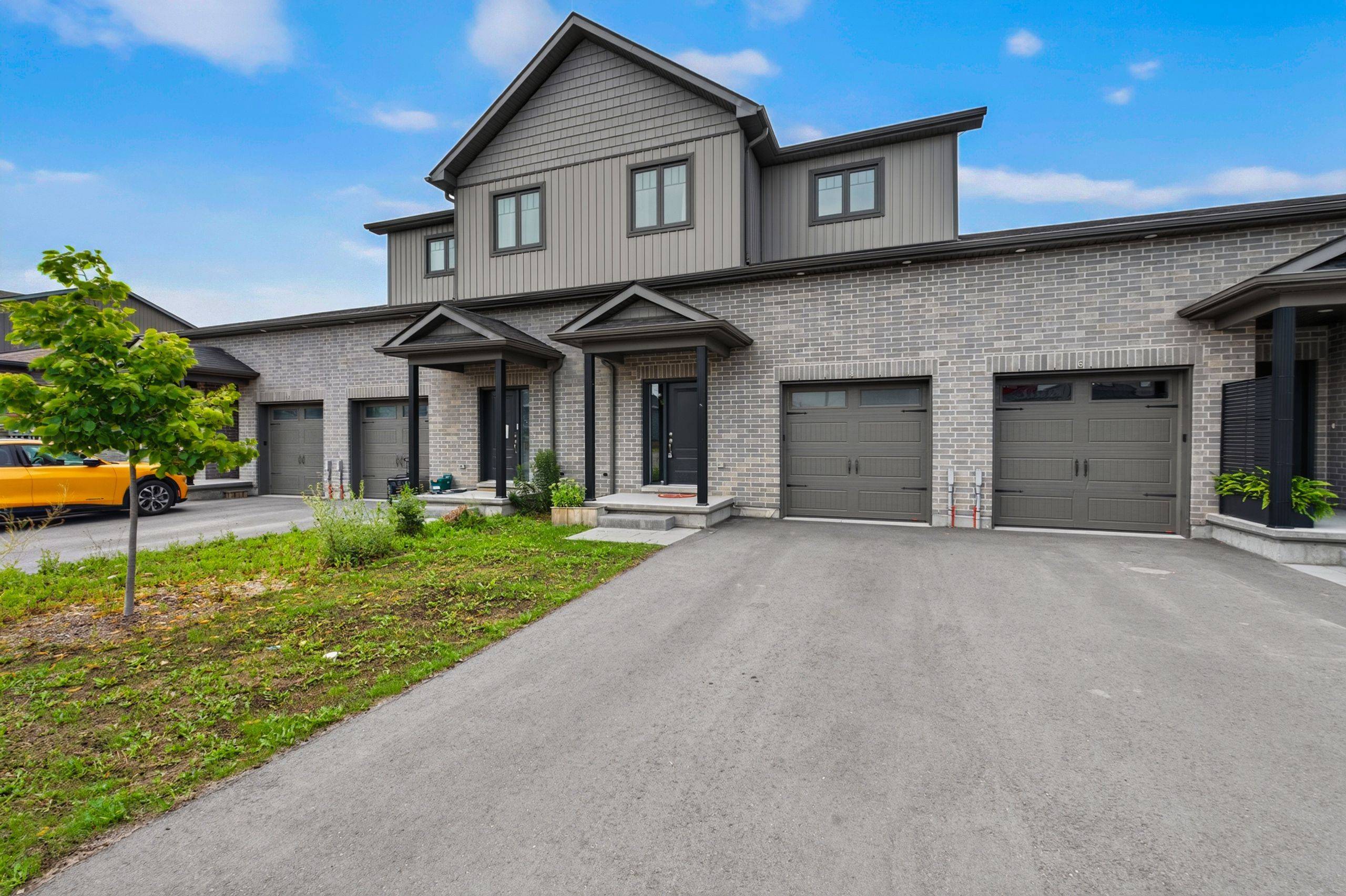 8 Allen ST, Prince Edward County, ON K0K 2T0
