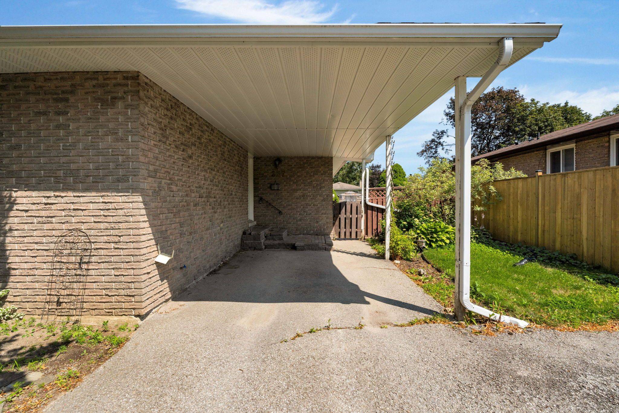 277 Cook ST, Barrie, ON L4M 4H7