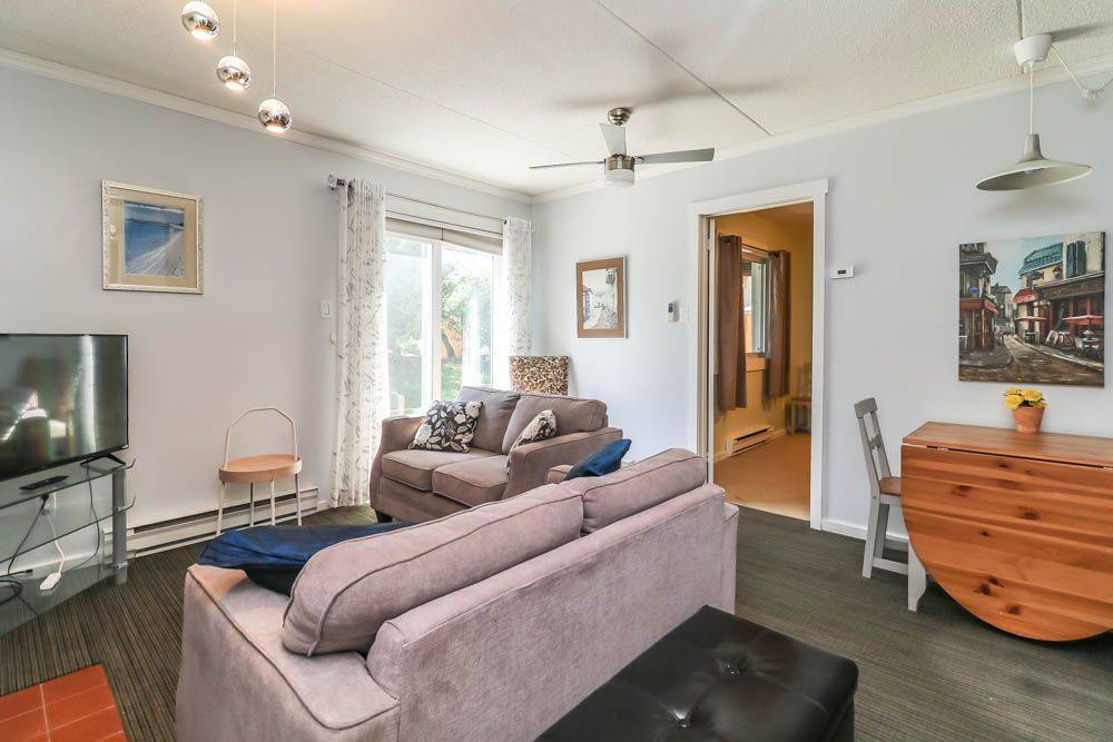 15 Dawson DR #6, Collingwood, ON L9Y 5B4