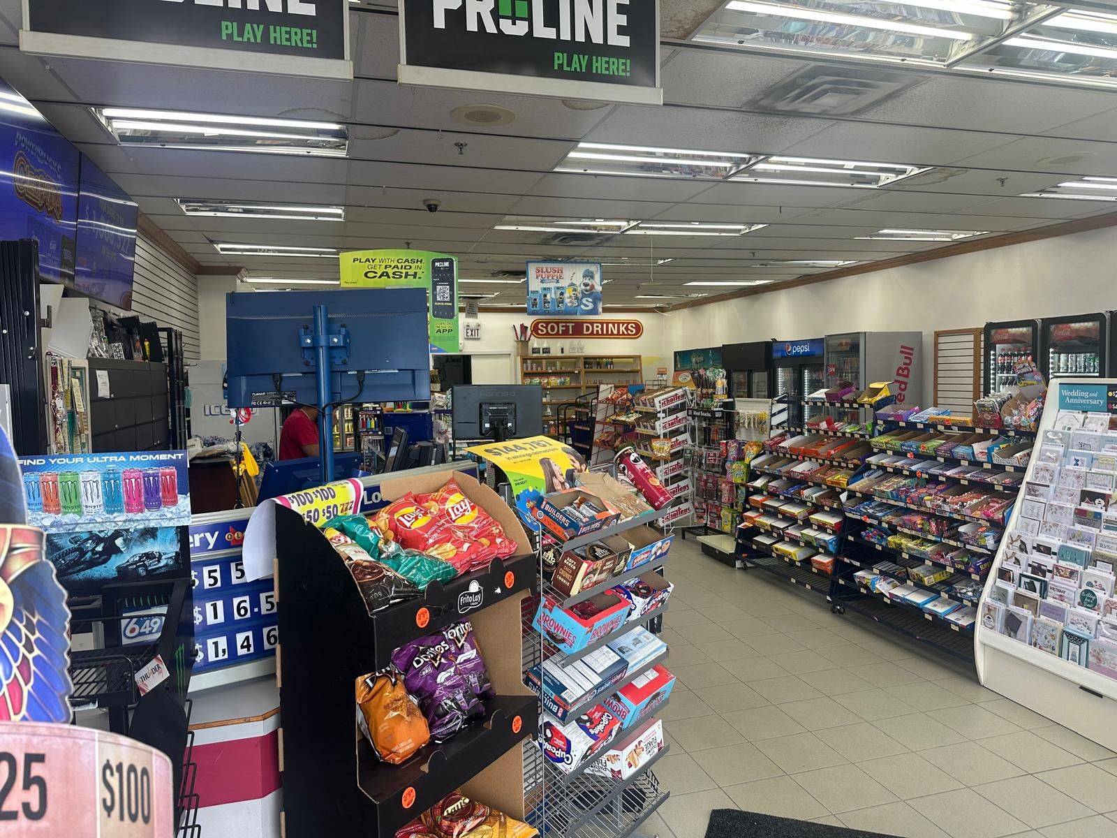 297 Wellington ST E #4, Aurora, ON L4G 6K9