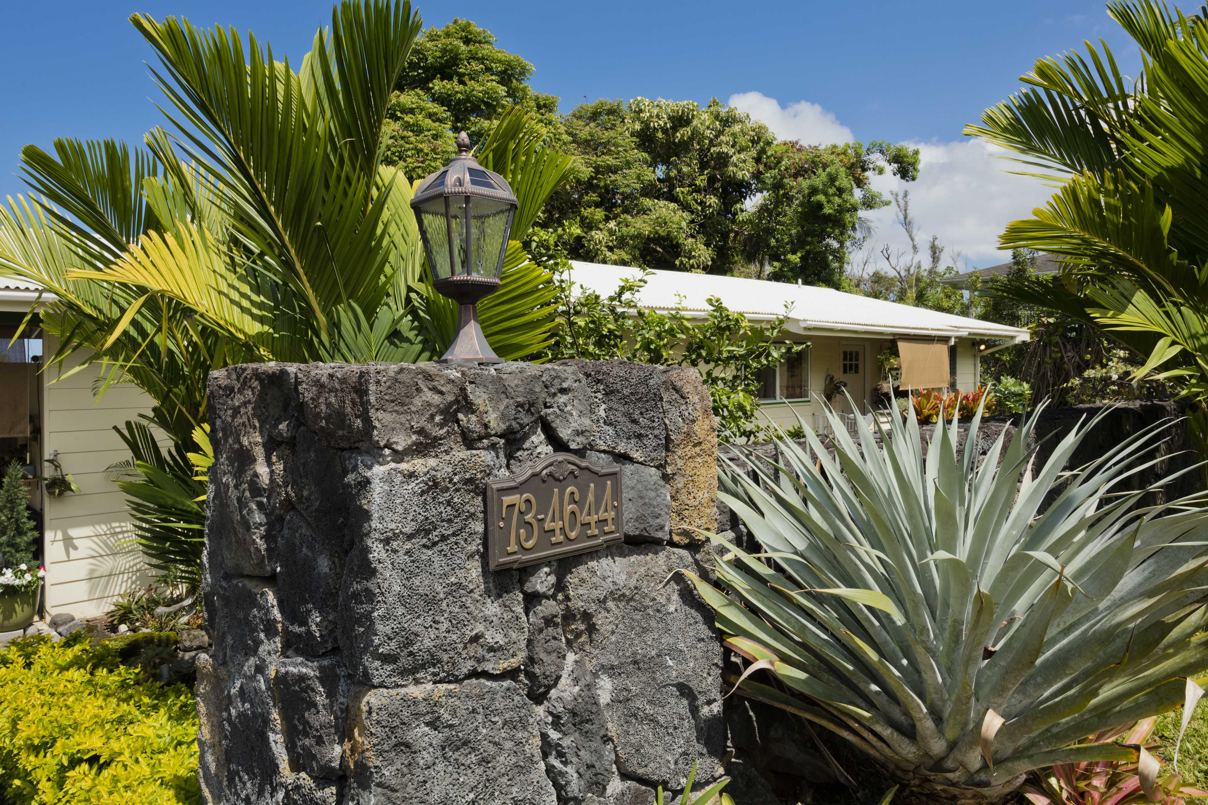 73-4644 OLD MAMALAHOA HIGHWAY, Kailua Kona, HI 96740