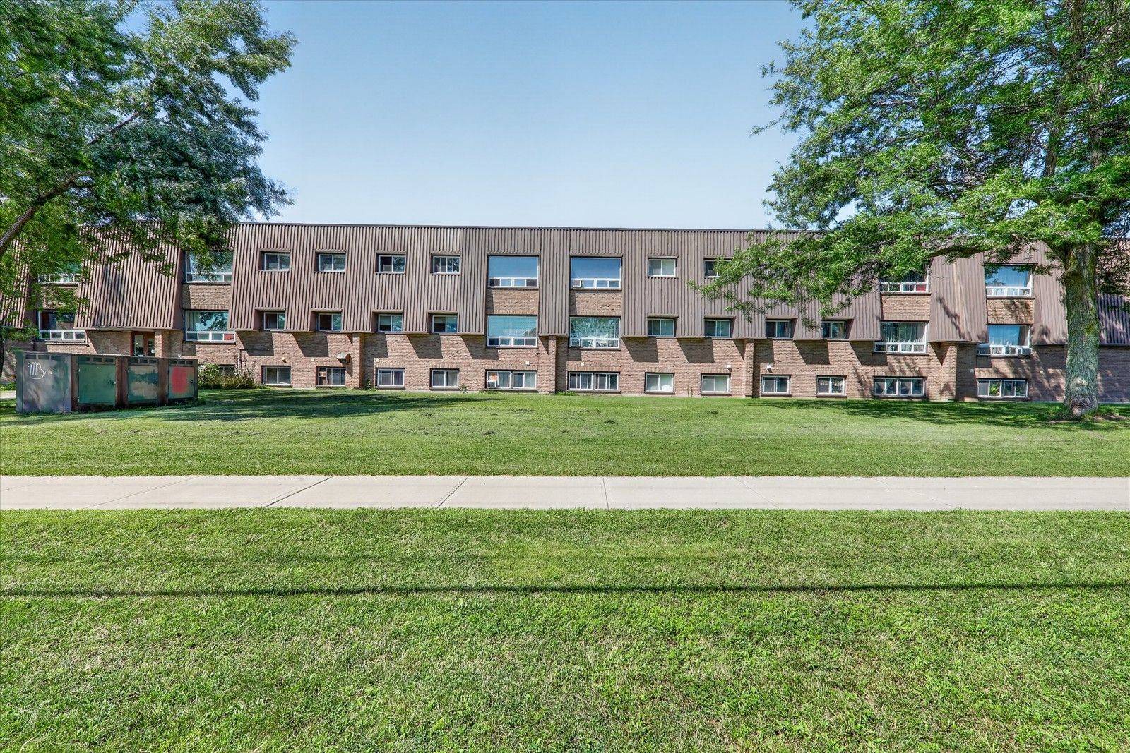 260 Academy ST, Loyalist, ON K0H 1G0
