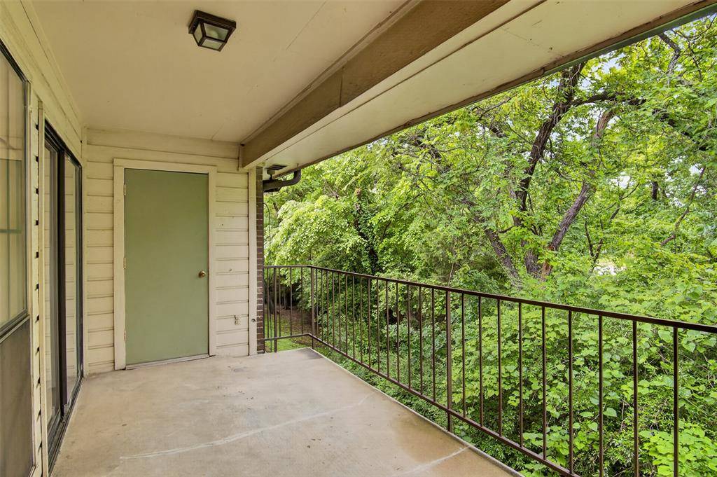 2505 Wedglea Drive #238, Dallas, TX 75211