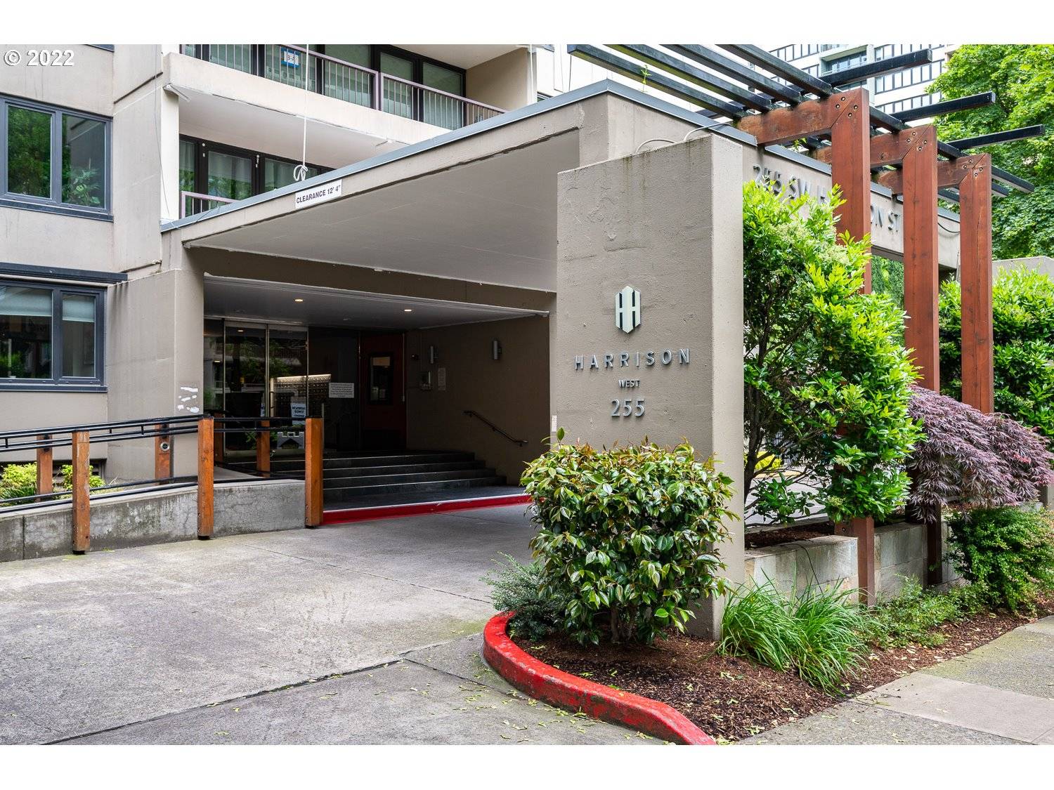 255 SW HARRISON ST #18G, Portland, OR 97201
