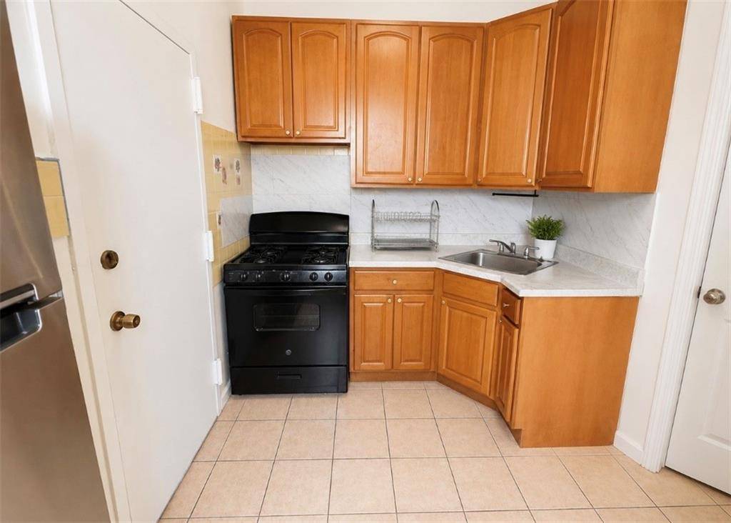 2805 Cropsey AVE, Brooklyn, NY 11214