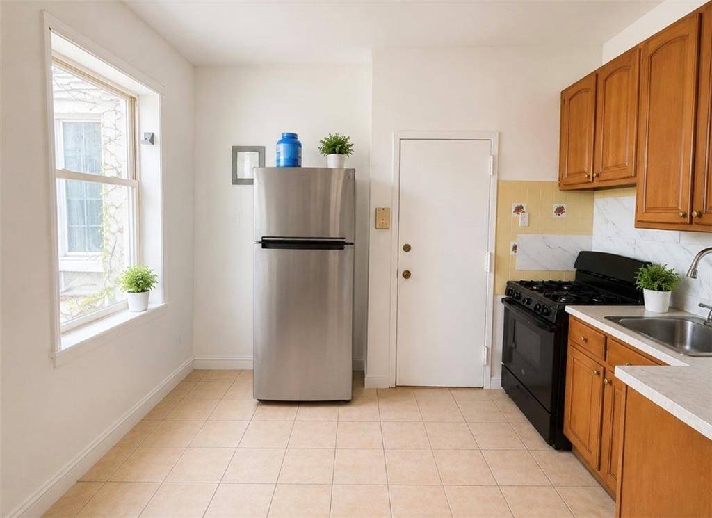2805 Cropsey AVE, Brooklyn, NY 11214