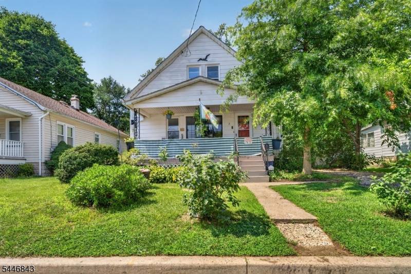 7 New St, Washington Boro, NJ 07882