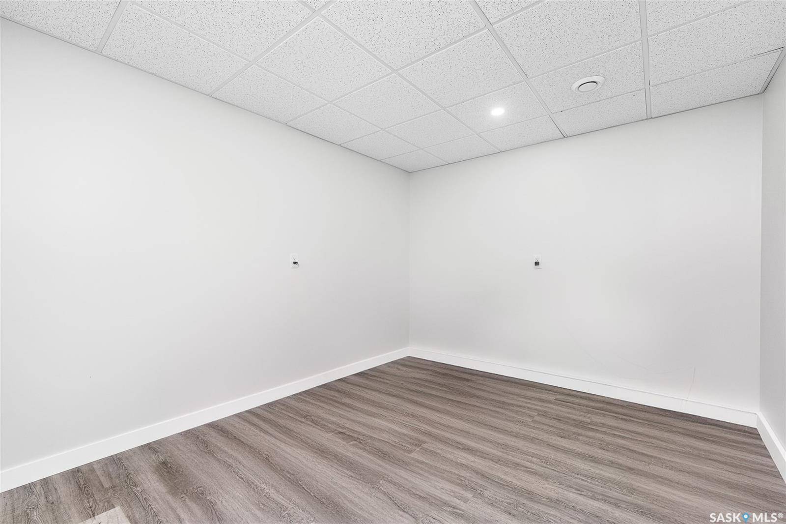 424 9th AVENUE W, Moose Jaw, SK S6H 4H5