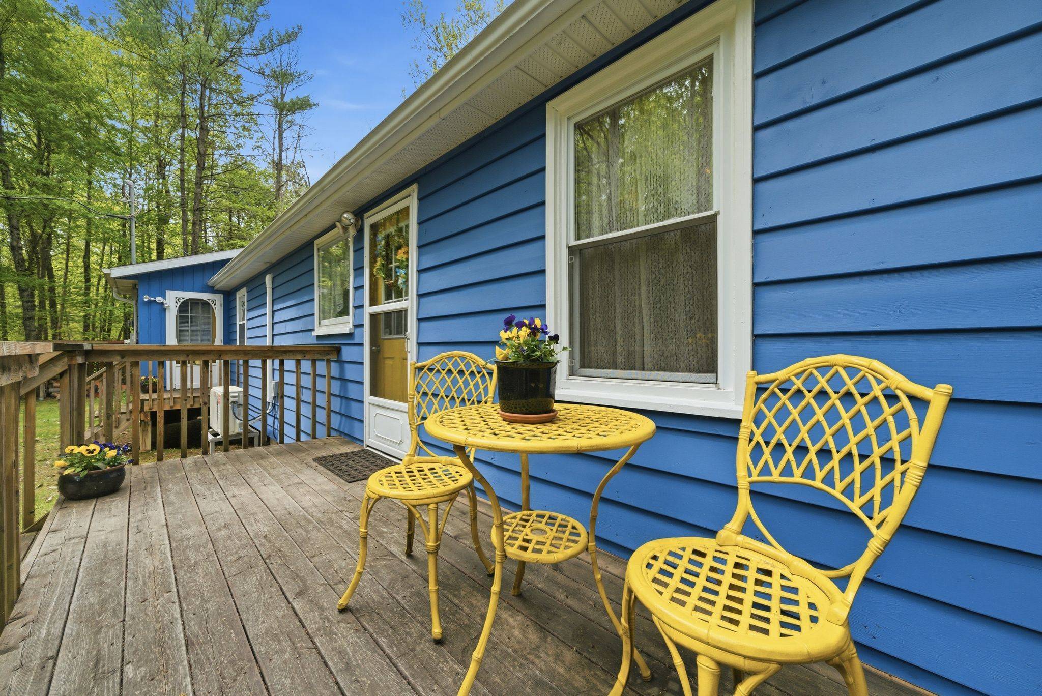 122 Cottage LN, Tweed, ON K0K 3J0