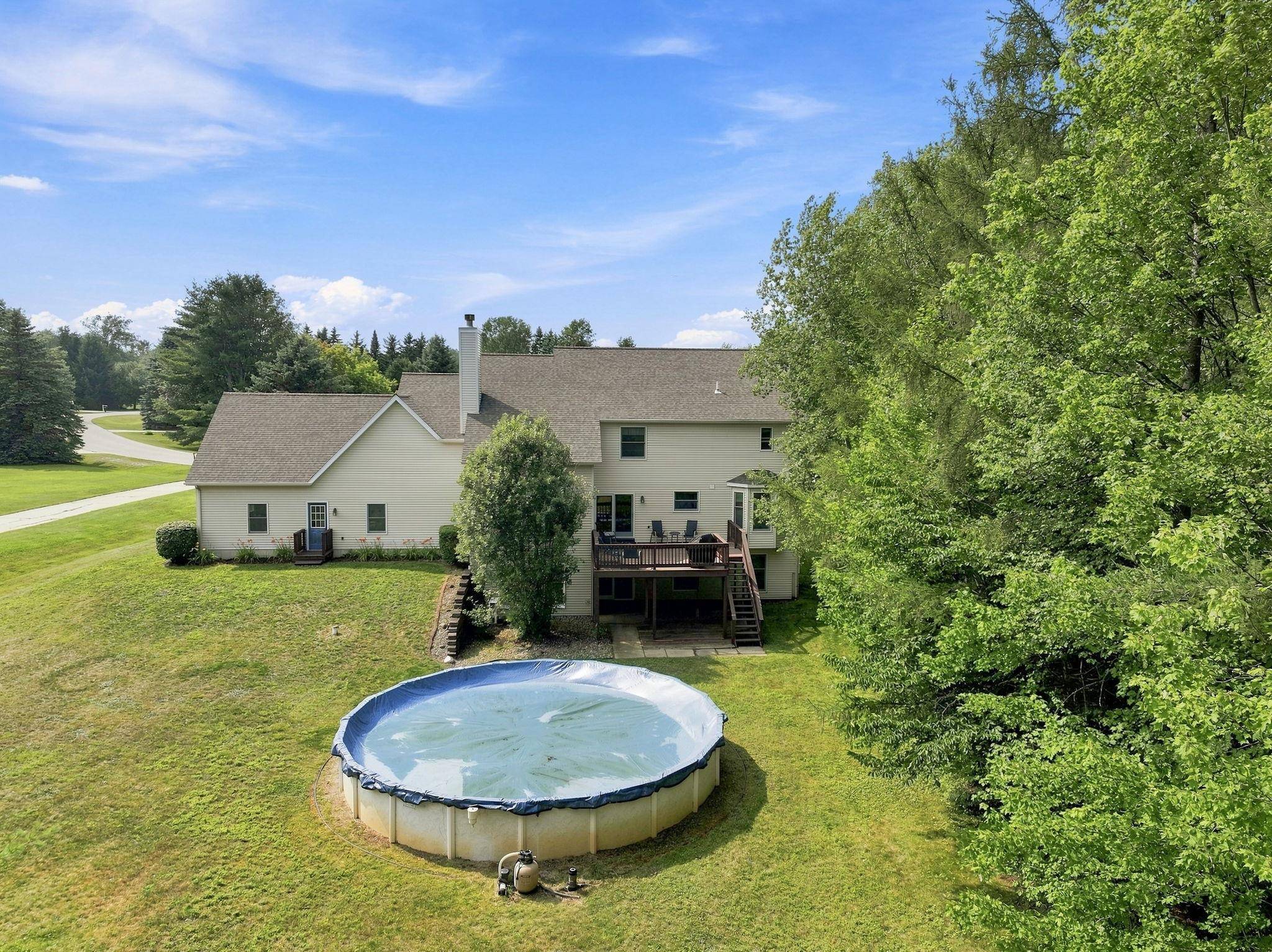8443 Valley Forge DR, Cherry Grove Twp, MI 49601