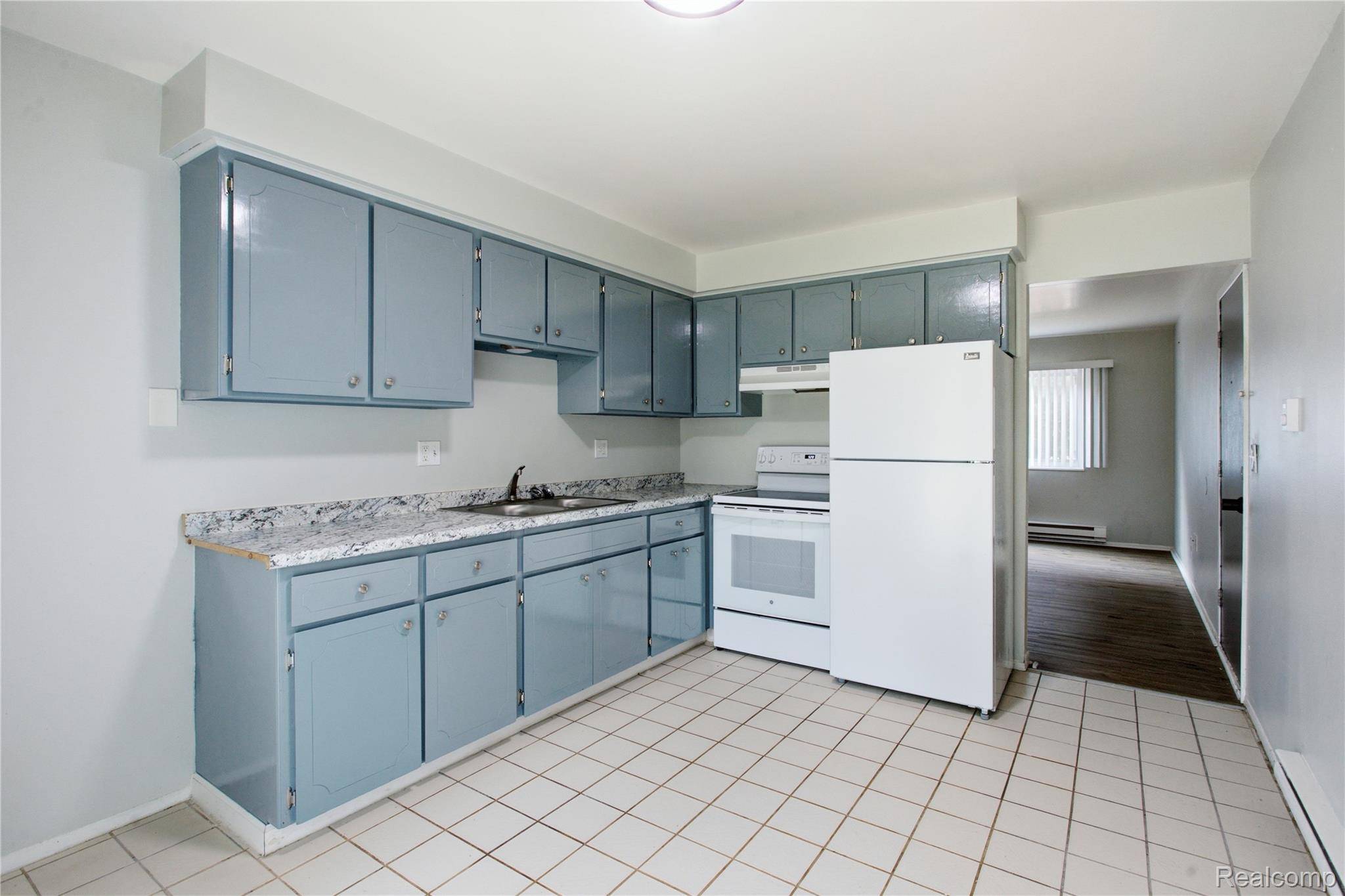365 Granger RD #1, Ortonville Village, MI 48462