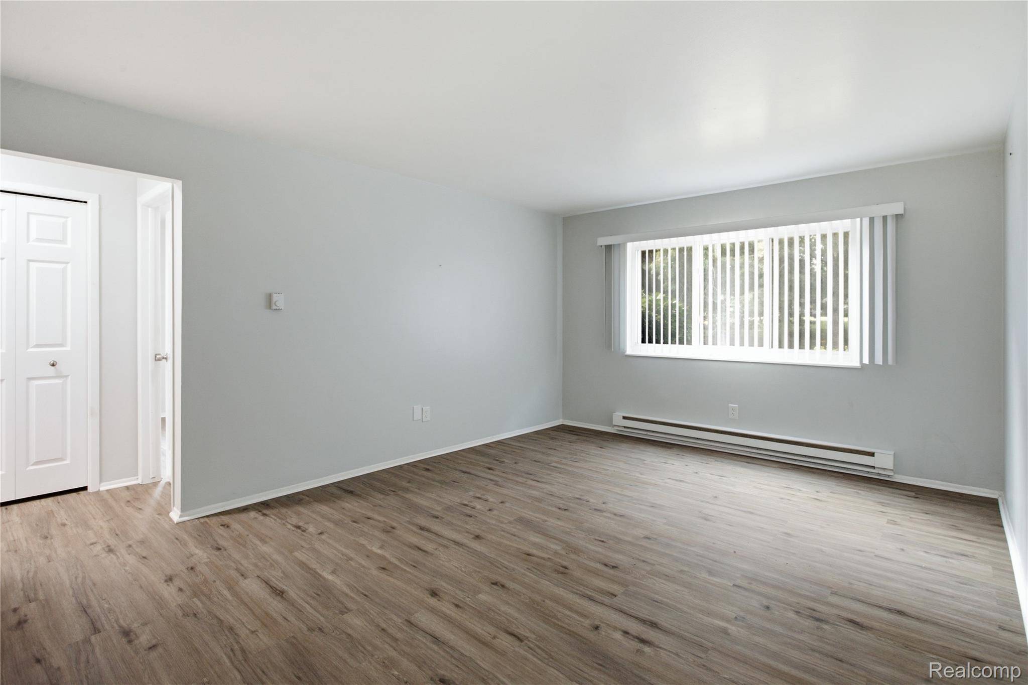 365 Granger RD #1, Ortonville Village, MI 48462