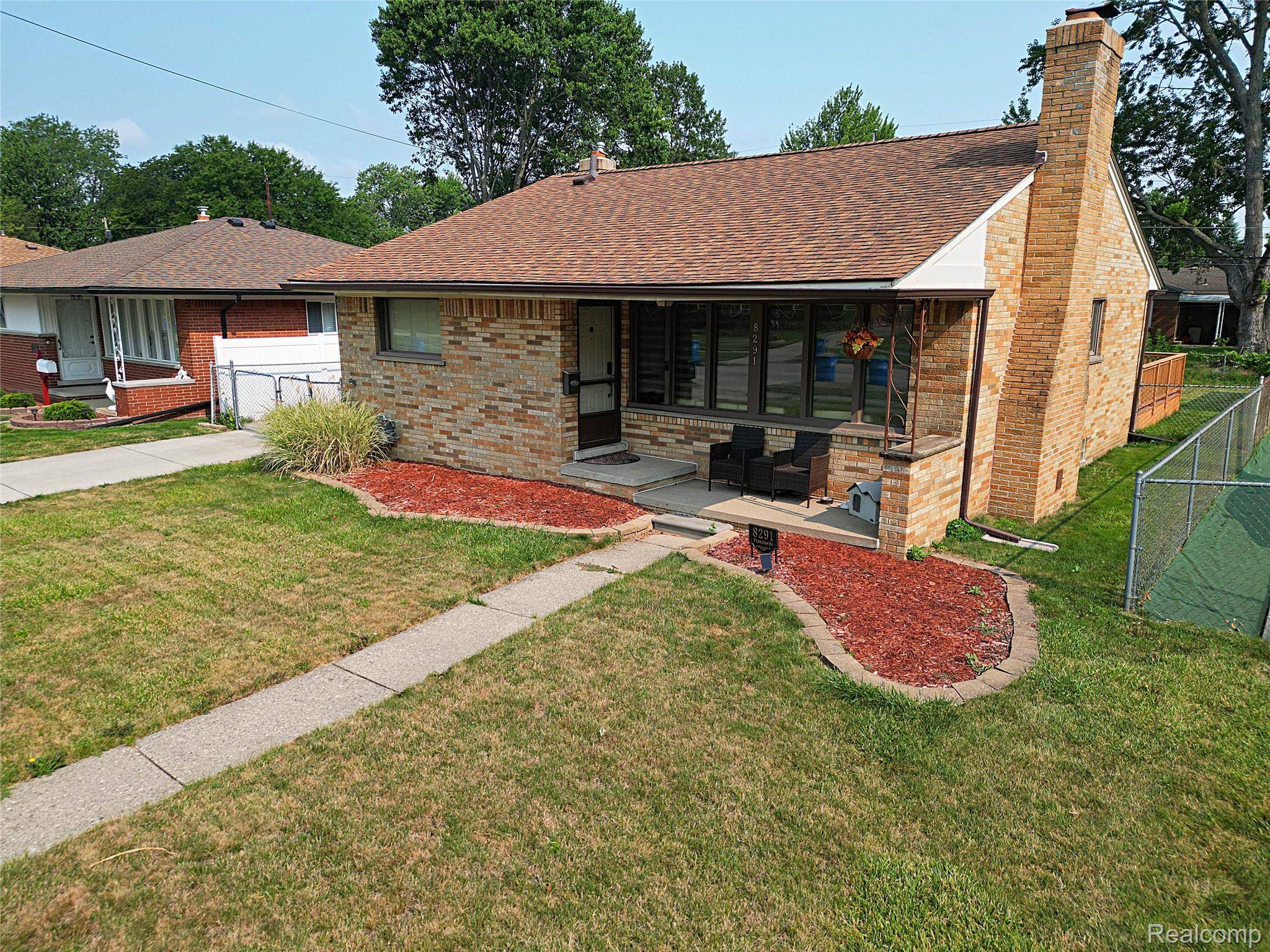 8291 Francine ST, Warren, MI 48093