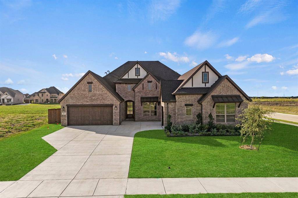257 Wheatgrass Road, Waxahachie, TX 75165