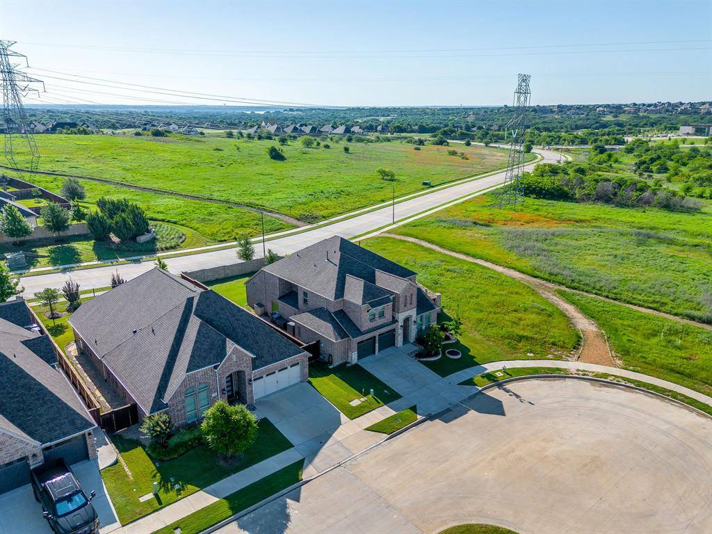 5709 Pope Creek Road, Fort Worth, TX 76126