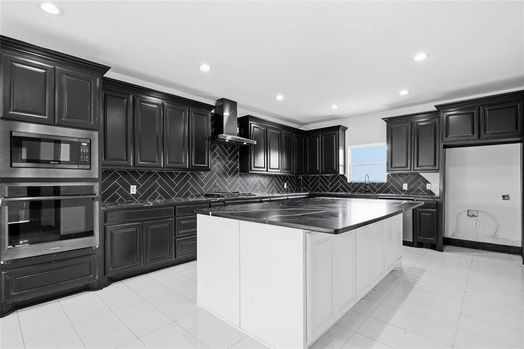 1614 County Road 1227, Cleburne, TX 76033