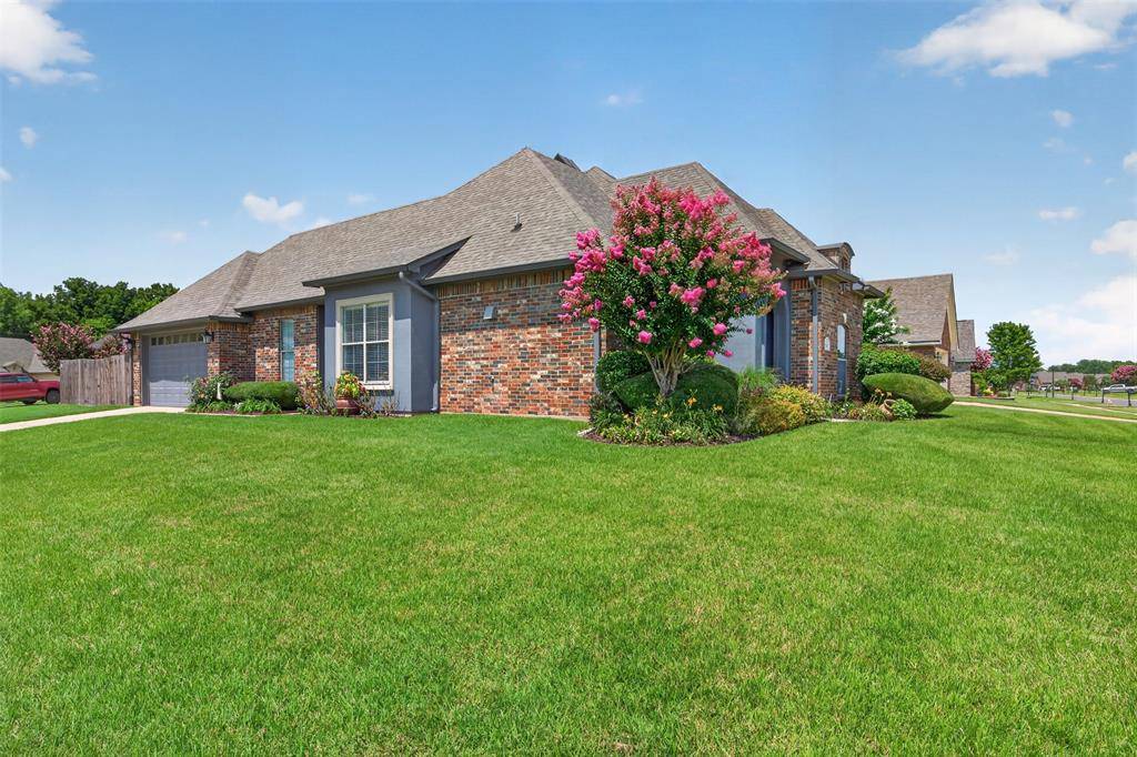 750 Hackberry Drive, Bossier City, LA 71111