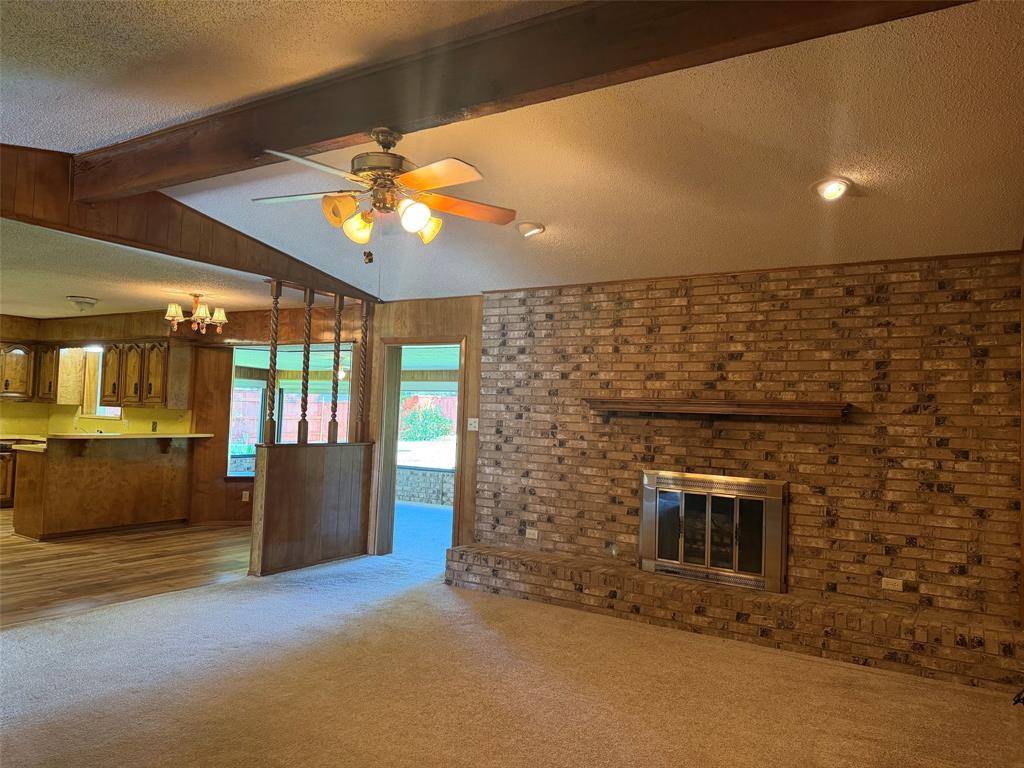 1016 Cliff Drive, Graham, TX 76450