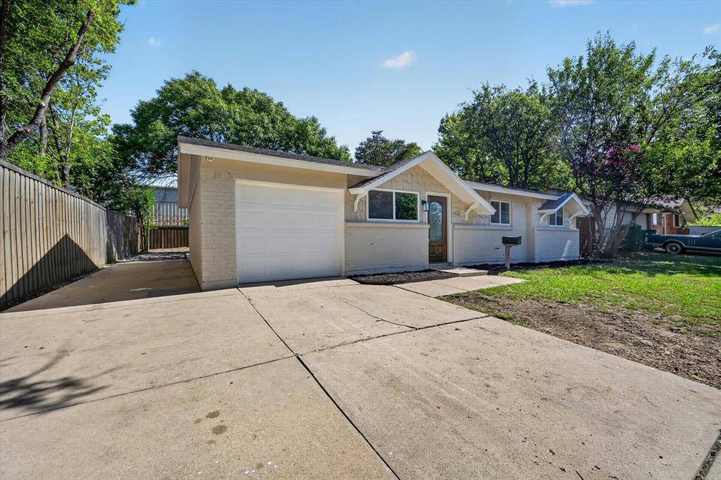 4421 Gary Drive, Haltom City, TX 76117